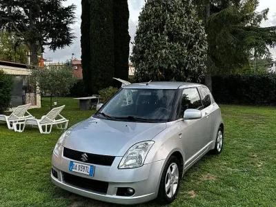 Brugt Suzuki Swift GL 69 HK (50 kW) 2006 Grå Hatchback