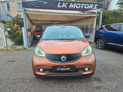 Usata Smart ForFour Prime 90 CV (66 kW) 2017 Marrone Utilitaria
