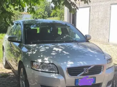 Usata Volvo V50 Momentum 109 CV (80 kW) 2006 Station wagon