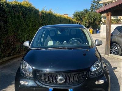 Begagnad Smart ForFour 71 HK (52 kW) 2015 Halvkombi