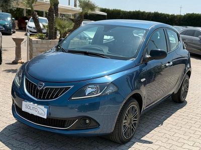 Usata Lancia Ypsilon Gold 69 CV (50 kW) 2023 Blu Utilitaria