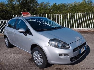 Usata Fiat Punto 69 CV (50 kW) 2012 Argento Utilitaria