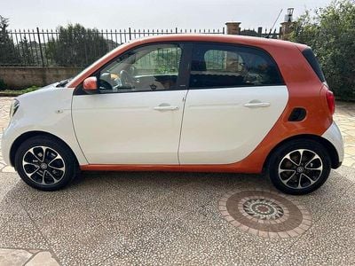 Arancione Usata 2015 Smart ForFour Passion Utilitaria | 9500 € (Cara)