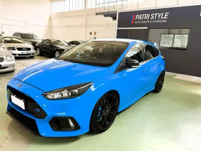 Usata Ford Focus RS 351 CV (258 kW) 2018 Blu/azzurro Berlina