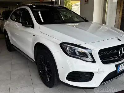 Usata Mercedes GLA200 Premium 136 CV (100 kW) 2019 Bianco SUV