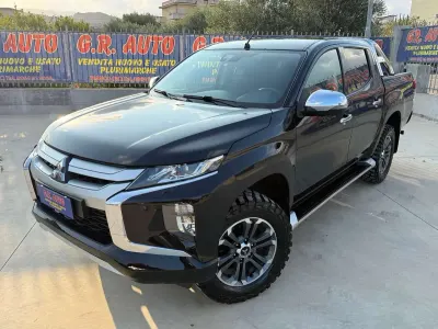 Usata Mitsubishi L200 Intense 150 CV (110 kW) 2020 Nero Pick-up