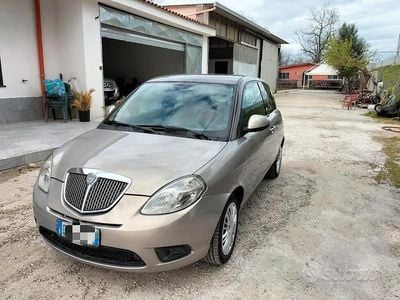Usata Lancia Ypsilon 77 CV (56 kW) 2010 Utilitaria