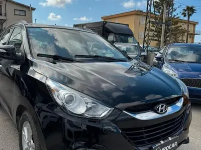 Usado Hyundai ix35 Comfort 184 HP (135 kW) 2011 Preto SUV