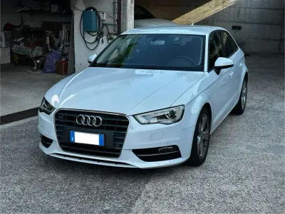 Usata Audi A3 Admired 110 CV (80 kW) 2016 Bianco Berlina