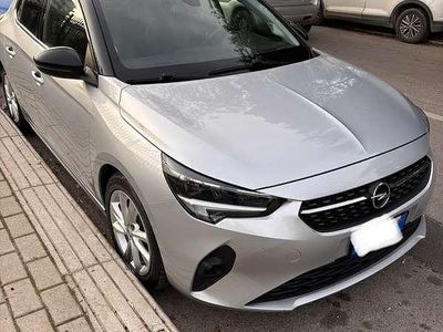 Usata Opel Corsa Elegance 101 CV (74 kW) 2022 Grigio Utilitaria