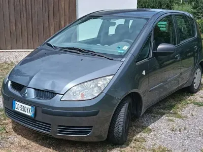 Usata Mitsubishi Colt 75 CV (55 kW) 2007 Berlina