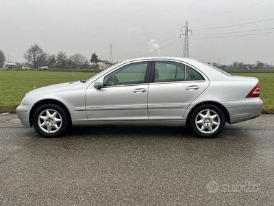Usata Mercedes C200 2000 Grigio Berlina