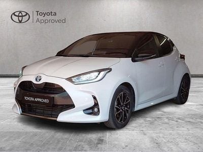 Usata Toyota Yaris Hybrid Style 116 CV (85 kW) 2022 Bianco Berlina