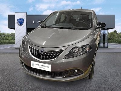 Usata Lancia Ypsilon Gold 69 CV (50 kW) 2023 Grigio Utilitaria