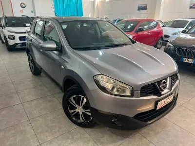 Usata Nissan Qashqai Acenta 110 CV (80 kW) 2013 Grigio SUV
