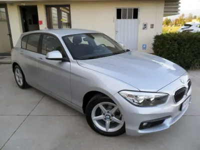 Usata BMW 118 Advantage 150 CV (110 kW) 2018 Argento Utilitaria