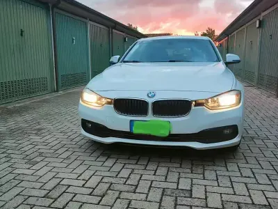 Usata BMW 320 Efficient Dynamics 163 CV (119 kW) 2015 Bianco Station wagon