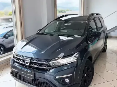 Occasion Dacia Jogger Extreme 101 ch (74 kW) 2022 Gris Monospace