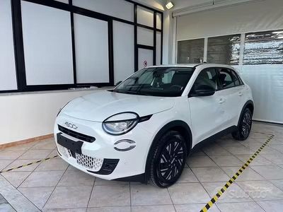 Usata Fiat 600 101 CV (74 kW) 2024 Bianco SUV