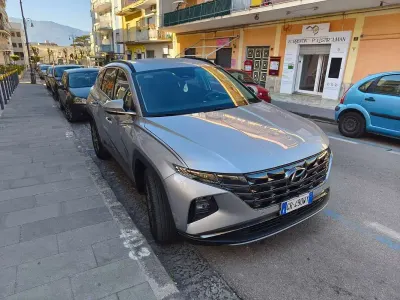 Usata Hyundai Tucson 179 CV (131 kW) 2024 Argento SUV