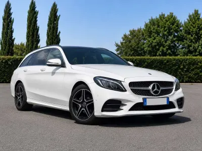 Usata Mercedes C220 AMG line 194 CV (142 kW) 2019 Station wagon