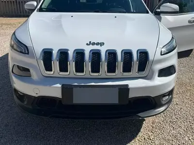 Usata Jeep Cherokee 170 CV (125 kW) 2014 Bianco SUV