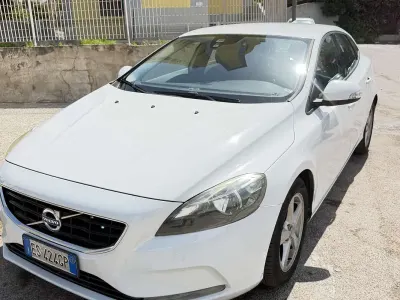 Usata Volvo V40