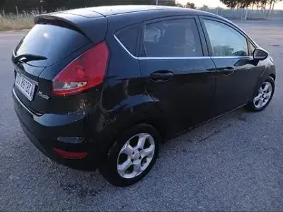 Usata Ford Fiesta 68 CV (50 kW) 2009 Nero Berlina