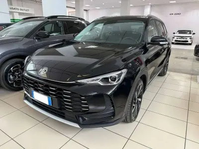 Usata MG ZS Luxury 197 CV (144 kW) 2025 Pebble black SUV