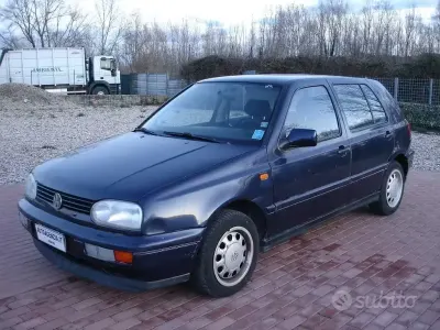 Usata VW Golf III 101 CV (74 kW) 1996 Blu Berlina