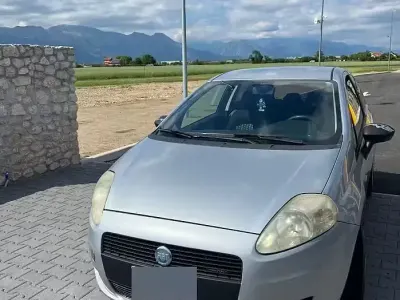 Usata Fiat Grande Punto 75 CV (55 kW) 2007 Grigio Utilitaria