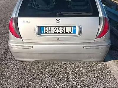 Usata Lancia Lybra 116 CV (85 kW) 2001 Grigio Station wagon