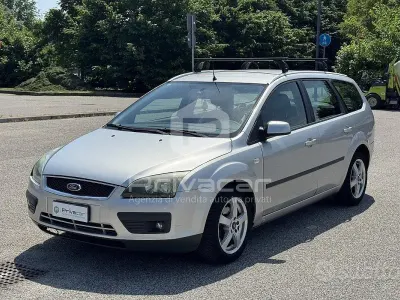 Usata Ford Focus S 90 CV (66 kW) 2007 Grigio Station wagon