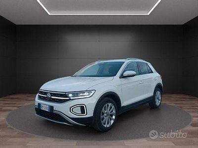 Usata VW T-Roc Style 150 CV (110 kW) 2023 Bianco SUV