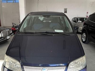 Usata Fiat Idea Dynamic 70 CV (51 kW) 2006 Blu Monovolume