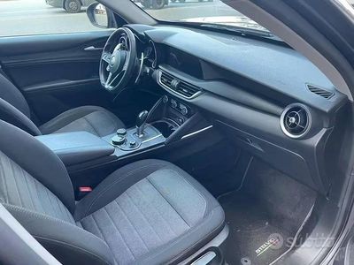 Usata Alfa Romeo Stelvio 180 CV (132 kW) 2018 Grigio SUV