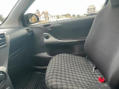 Usata Toyota iQ 98 CV (72 kW) 2009 Bianco Utilitaria