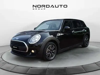 Usata Mini One D Clubman Business 116 CV (85 kW) 2017 Nero Station wagon