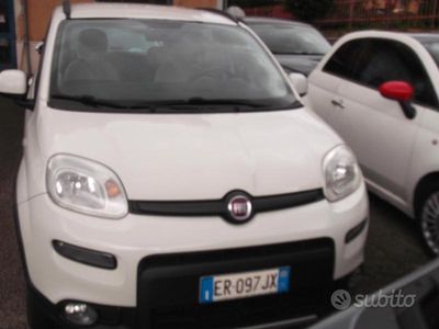Usata Fiat Panda 4x4 Climbing 75 CV (55 kW) 2013 Bianco Utilitaria