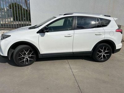 Usata Toyota RAV4 Style 143 CV (105 kW) 2017 Bianco SUV