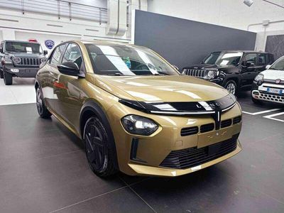 Usata Lancia Ypsilon 101 CV (74 kW) 2024 Oro Utilitaria