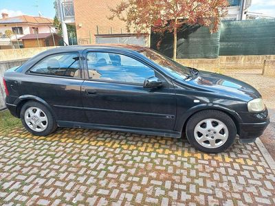 Usata Opel Astra 101 CV (74 kW) 2000 Nero Coupé
