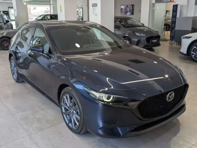 Nuova Mazda 3 Center-Line 140 CV (102 kW) 2026 Blu/azzurro Berlina
