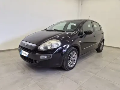 Gebraucht Fiat Punto Evo Dynamic 77 PS (56 kW) 2011 Schwarz Kleinwagen