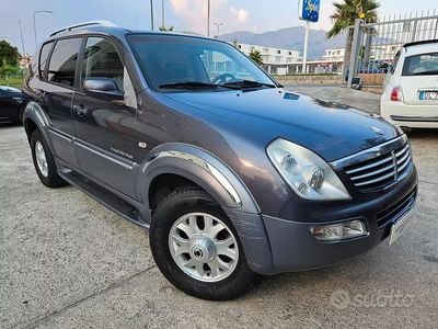 Usata Ssangyong (KGM) Rexton 2004 Blu SUV