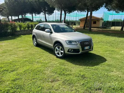 Gebraucht Audi Q5 Ambiente 150 PS (110 kW) 2015 Grau SUV