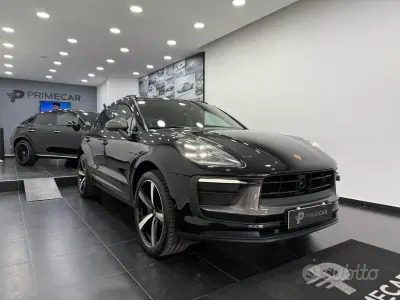 Używany Porsche Macan Chrono 265 KM (194 kW) 2022 Czarny SUV