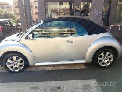 Usata VW New Beetle 105 CV (77 kW) 2005 Utilitaria