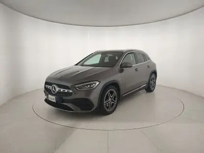 Usata Mercedes GLA200 Premium 150 CV (110 kW) 2023 Grigio SUV