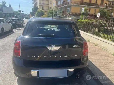 Usata Mini Countryman 90 CV (66 kW) 2016 Nero SUV